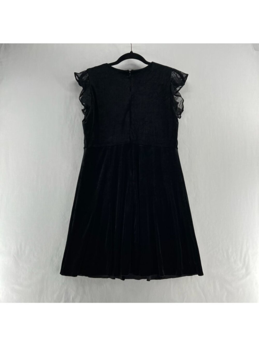 Zara Basic Velvet Lace Mini Dress Womens M Skater Fit Flare Flutter Sleeve Black - Picture 4 of 15